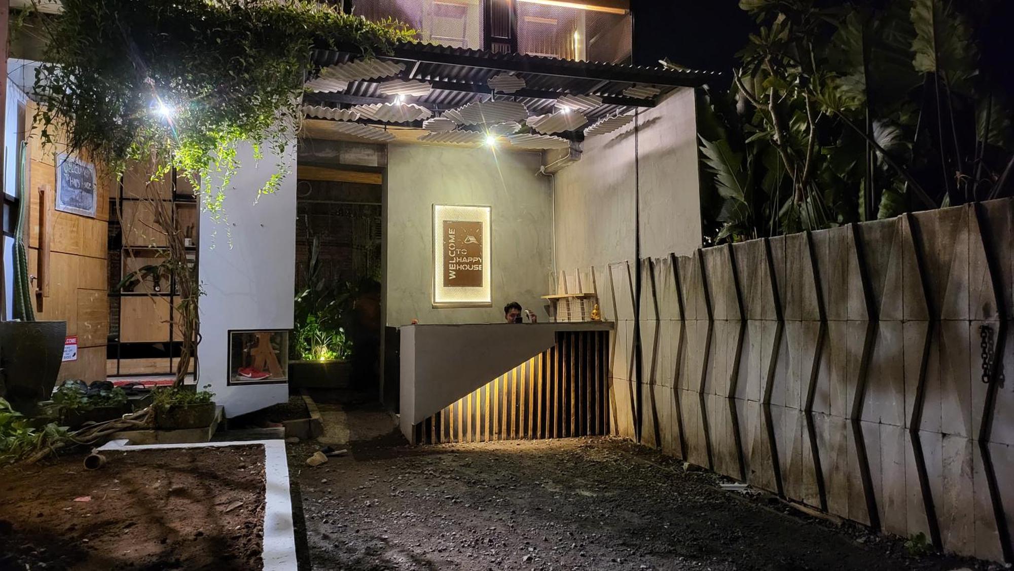Happy House Bnb Bromo Backpacker Probolinggo Exteriér fotografie