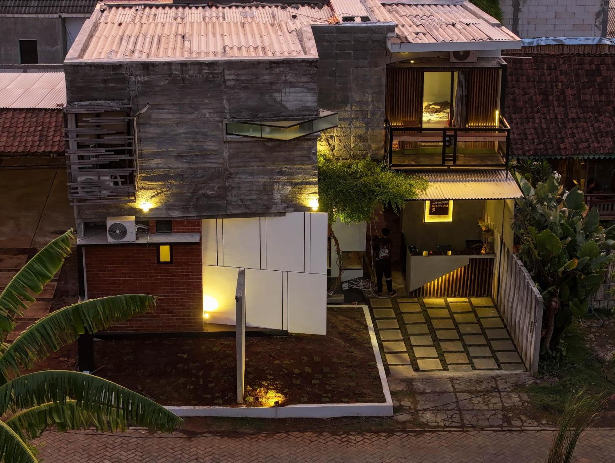 Happy House Bnb Bromo Backpacker Probolinggo Exteriér fotografie