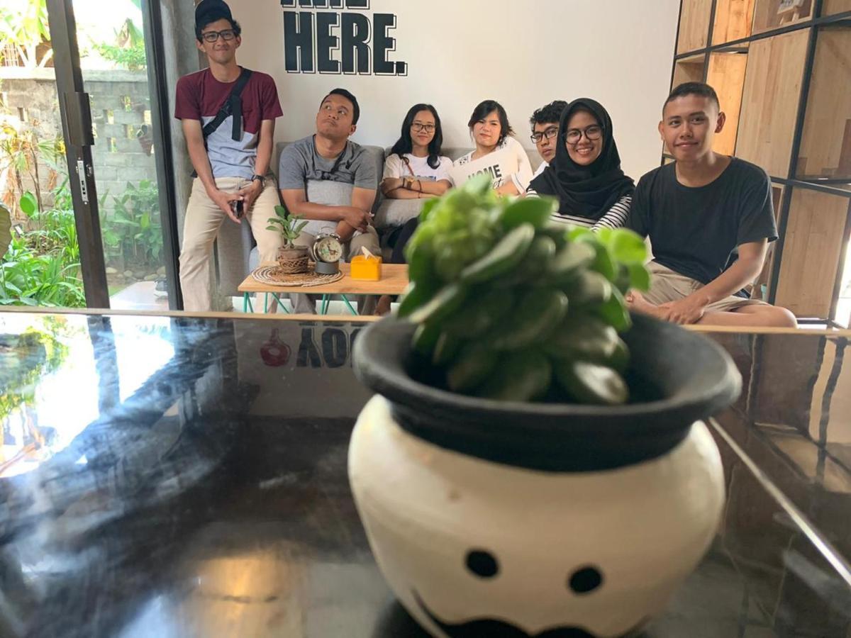 Happy House Bnb Bromo Backpacker Probolinggo Exteriér fotografie